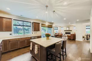 13530 NE 128th Pl, Kirkland, WA 98034 - Photo 3