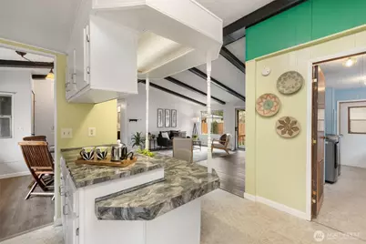 2305 Woodland Drive NW, Bremerton, WA 98312 - Photo 9