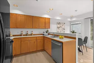 7250 NE Old Redmond Rd, Redmond, WA 98052 - Photo 11