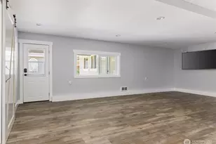 2735 Evening Glory Ct, Clinton, WA 98236 - Photo 25