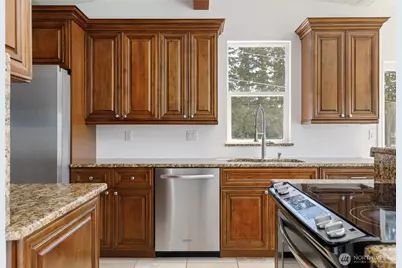 2735 Evening Glory Court, Clinton, WA 98236 - Photo 11