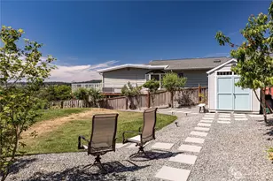 2735 Evening Glory Ct, Clinton, WA 98236 - Photo 31