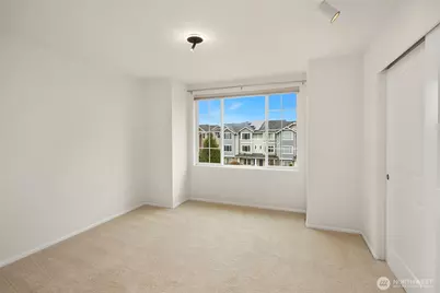 6592 High Point Drive SW, Seattle, WA 98126 - Photo 25