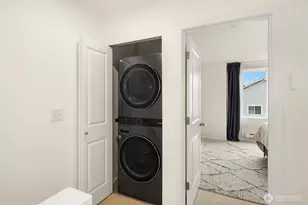 6592 High Point Dr SW, Seattle, WA 98126 - Photo 27