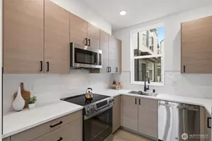 809 S Sullivan St, Seattle, WA 98108 - Photo 15