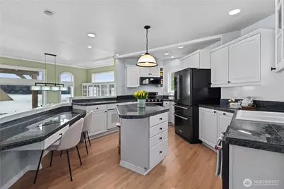 13111 Point Richmond Beach Road NW, Gig Harbor, WA 98332 - Photo 7