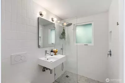 1253 NE 90th Street, Seattle, WA 98115 - Photo 21