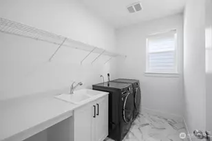 5820 155th St SW, Edmonds, WA 98026 - Photo 35