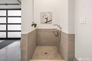 8371 SE 31st St, Mercer Island, WA 98040 - Photo 35