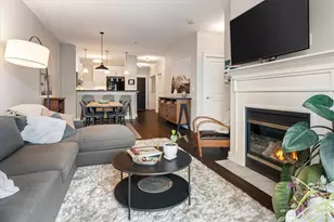 3217 Eastlake Ave E, Seattle, WA 98102 - Photo 9