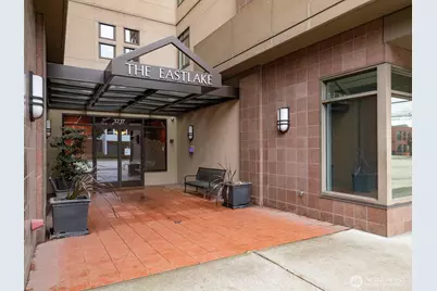 3217 Eastlake Avenue E #210, Seattle, WA 98102 - Photo 3