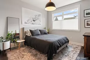 3217 Eastlake Ave E, Seattle, WA 98102 - Photo 17