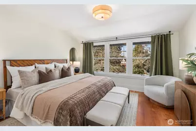2556 10th Avenue W, Seattle, WA 98119 - Photo 17