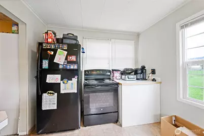 3070 Olympia Way, Longview, WA 98632 - Photo 9