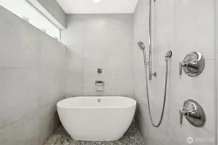 916 B 14th Ave, Seattle, WA 98122 - Photo 17