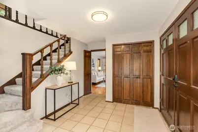 13715 51st Avenue W, Edmonds, WA 98026 - Photo 3