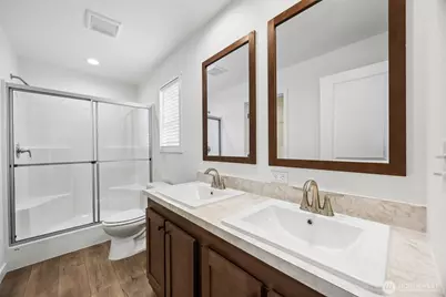 11510 E Riverside Drive #27, Bothell, WA 98011 - Photo 15
