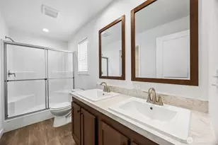 11510 E Riverside Dr, Bothell, WA 98011 - Photo 15