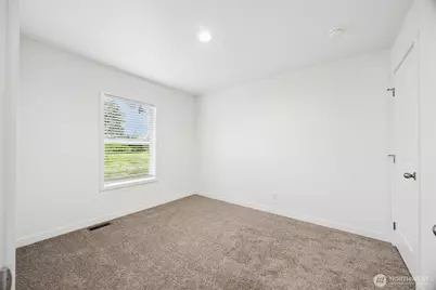 11510 E Riverside Drive #27, Bothell, WA 98011 - Photo 17