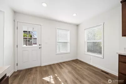 11510 E Riverside Drive #27, Bothell, WA 98011 - Photo 11