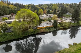 11510 E Riverside Dr, Bothell, WA 98011 - Photo 23