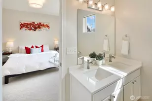 14915 38th Dr SE, Bothell, WA 98012 - Photo 13