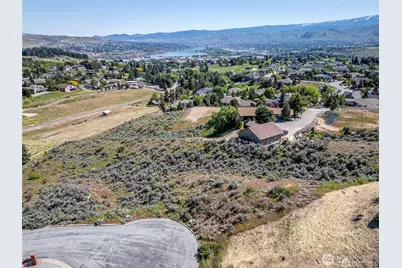 315 Mahogany Lane, Wenatchee, WA 98801 - Photo 1