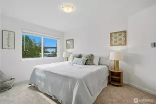 3045 20th Ave W, Seattle, WA 98199 - Photo 13