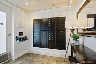 3045 20th Ave W, Seattle, WA 98199 - Photo 19