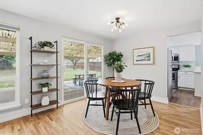 17010 137 Place SE, Renton, WA 98058 - Photo 9