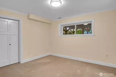 2686 44th Avenue W, Seattle, WA 98199 - Photo 31