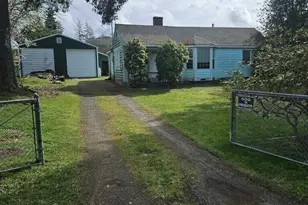 17417 Spruce Way, Lynnwood, WA 98037 - Photo 1