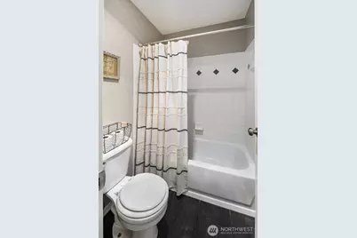 18501 SE Newport Way #H236, Issaquah, WA 98027 - Photo 13