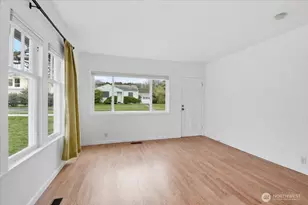 8553 Dayton Ave N, Seattle, WA 98103 - Photo 5