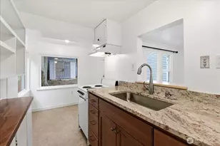 8553 Dayton Ave N, Seattle, WA 98103 - Photo 25