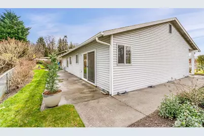 10429 Sandy Beach Drive, Lake Stevens, WA 98258 - Photo 19