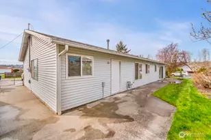 10429 Sandy Beach Dr, Lake Stevens, WA 98258 - Photo 21