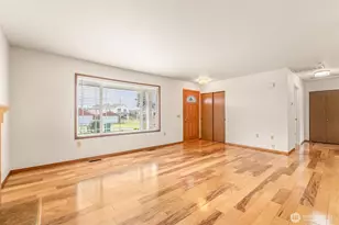 10429 Sandy Beach Dr, Lake Stevens, WA 98258 - Photo 7