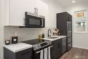 6716 Corson Ave S, Seattle, WA 98108 - Photo 7