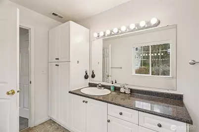 5217 23rd Avenue SW, Seattle, WA 98106 - Photo 23