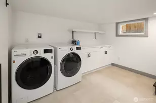 2009 E John St, Seattle, WA 98112 - Photo 25