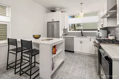 2009 E John Street, Seattle, WA 98112 - Photo 5