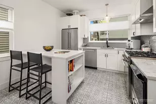 2009 E John St, Seattle, WA 98112 - Photo 5