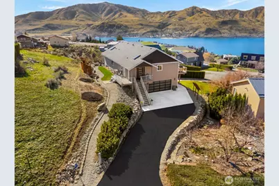 204 Stehekin Way, Chelan, WA 98816 - Photo 3