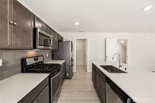 9118 Lady Slipper St SE, Tumwater, WA 98501 - Photo 7