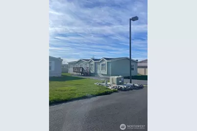 3010 W Peninsula Drive #134, Moses Lake, WA 98837 - Photo 1