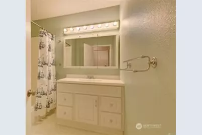 3531 109th Place NE #4, Bellevue, WA 98004 - Photo 11