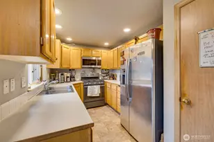 19223 Vista Dr, Arlington, WA 98223 - Photo 5