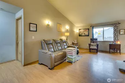 19223 Vista Drive, Arlington, WA 98223 - Photo 3