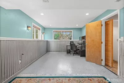 1030 Hillandale Drive E, Port Orchard, WA 98366 - Photo 21